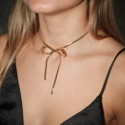 Bow Choker