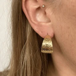 Camilla Hoops