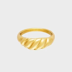 Shelly Ring