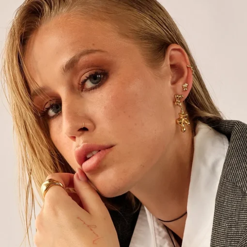 Stratus Earcuff