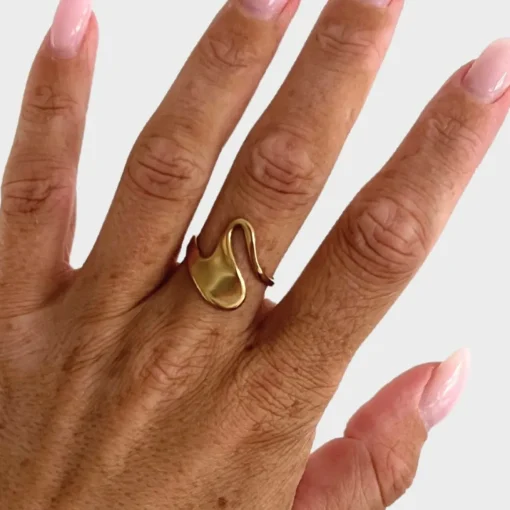 Swan Ring
