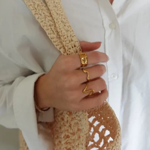 Wavy Ring